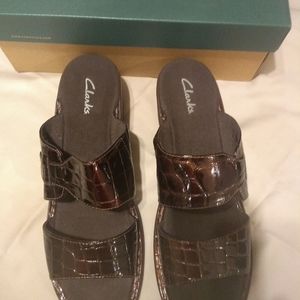 Clarks Women's Dress Sandal "Deanna"